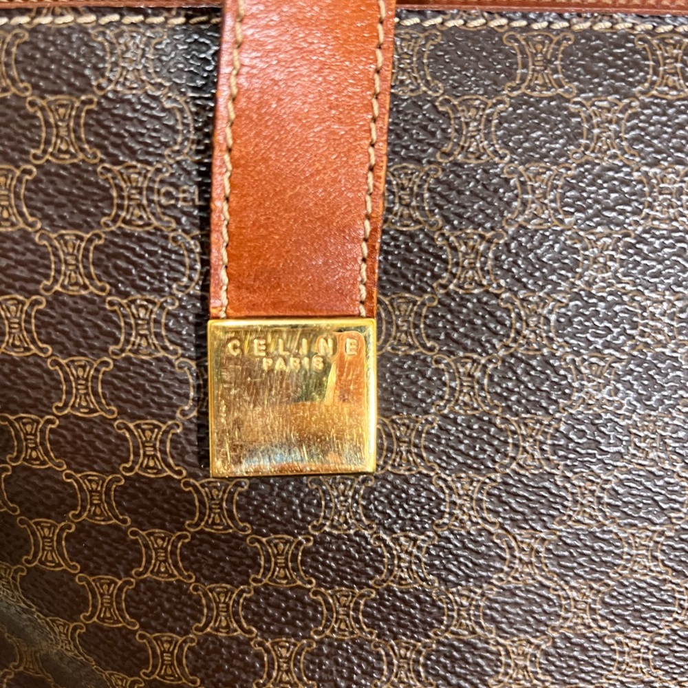 👜AUTHENTIC👜 Celine Macadam Vintage Monogram Tote with Gold Detail - Picture 4 of 16